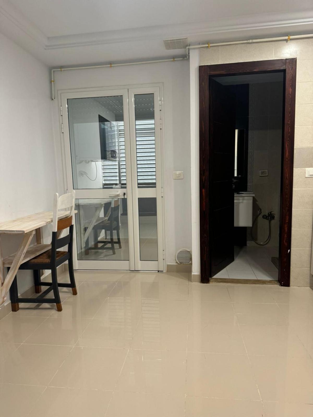 Apartment Les Persiennes Usees